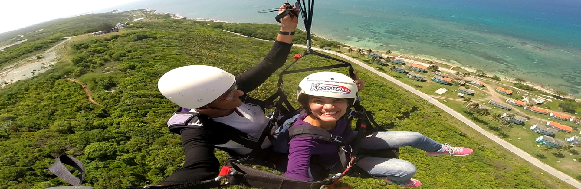 Parapente en camping Peñas Blancas, Cuba Travel